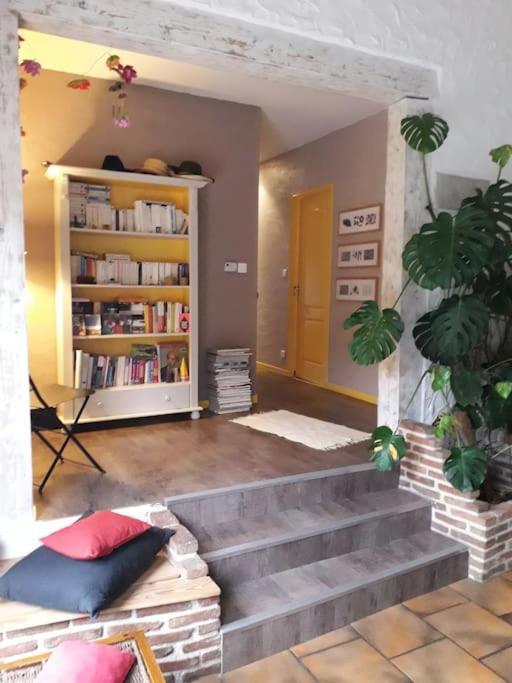 Ahoma, Sejour Bien-etre, Calme Et Serenite. Holiday home Labruguiere